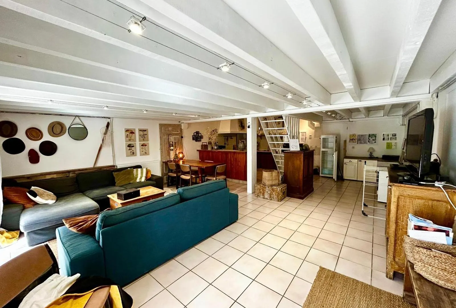 Rives De Bourges Apartment Burzet