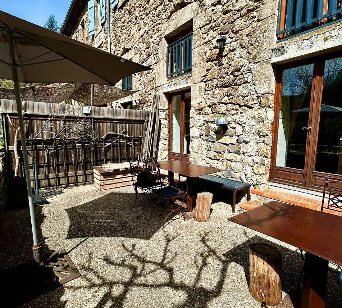 Rives De Bourges Apartment Burzet
