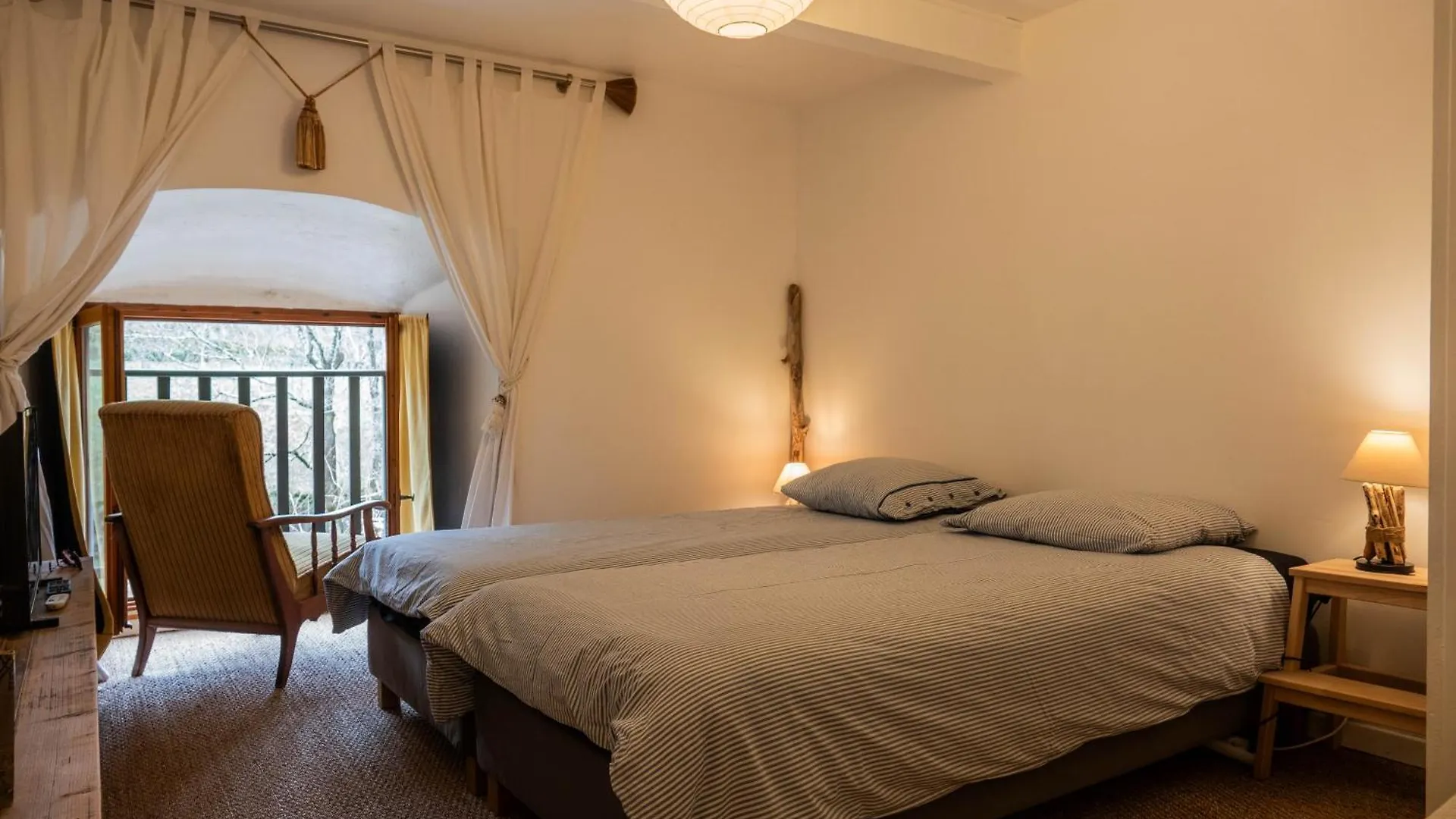 Rives De Bourges Apartment Burzet France