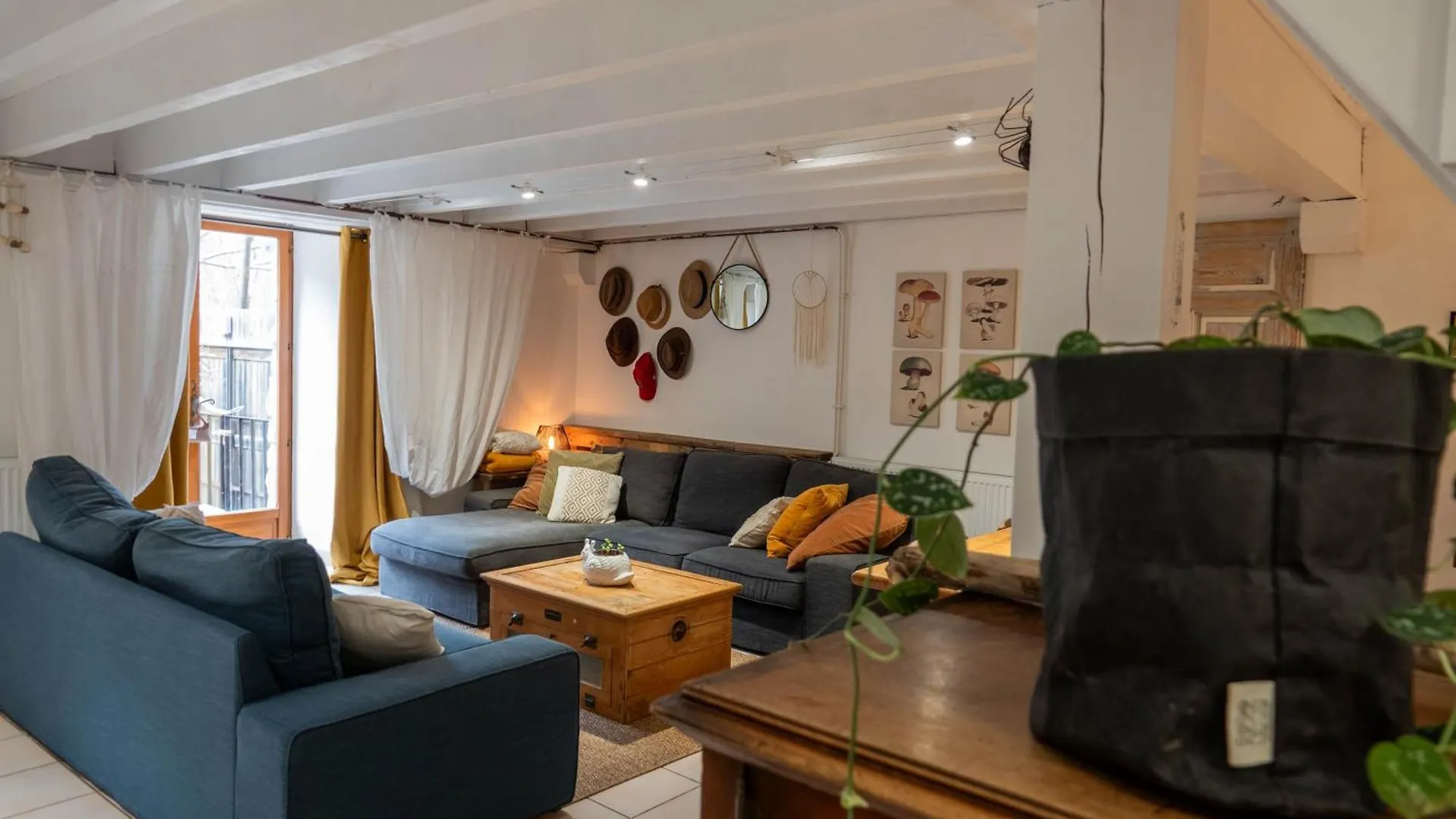 Rives De Bourges Apartment Burzet