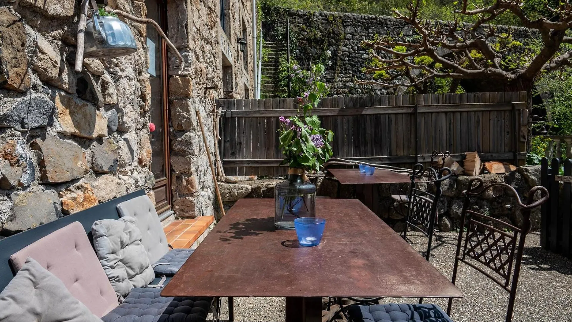Rives De Bourges Apartment Burzet