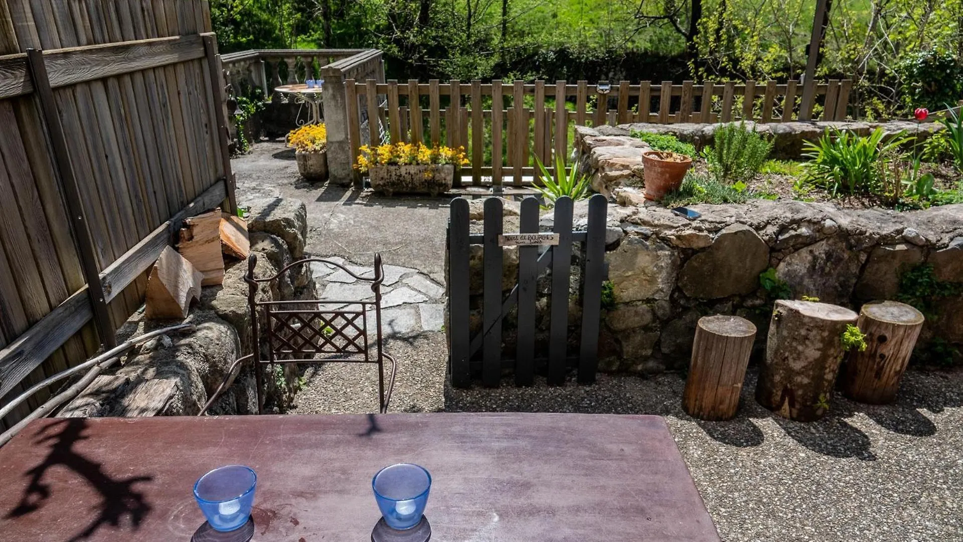 Rives De Bourges Apartment Burzet